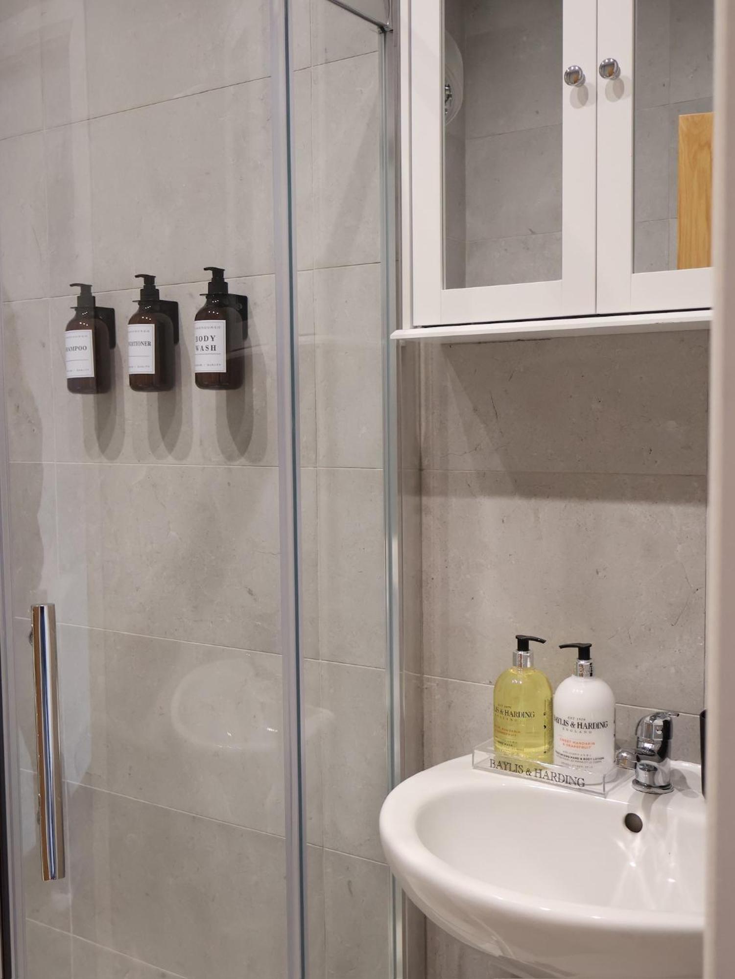Alban Suites St Albans Экстерьер фото